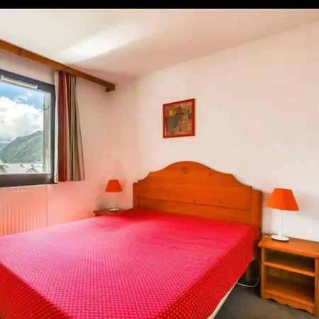 With Balcon In The Downtown !