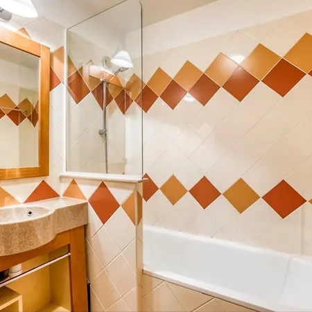 Apartment With Balcon In The Downtown !