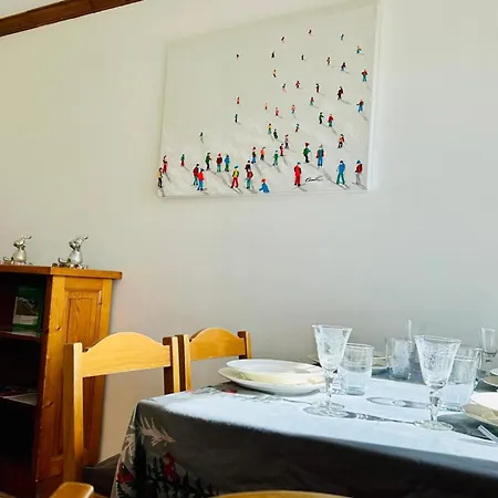 Apartment With Balcon In The Downtown ! *