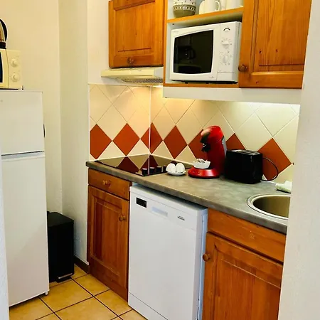 Appartement Joli Avec Wifi-balcon En Plein Centre-ville !