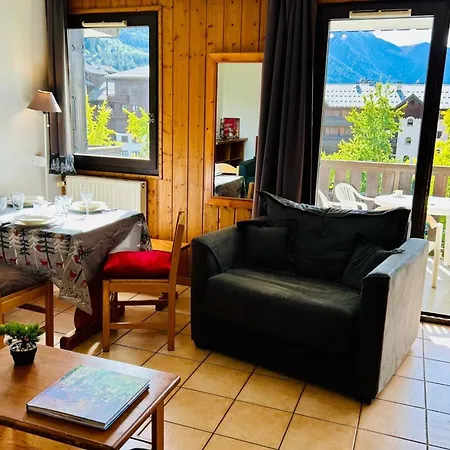 With Balcon In The Downtown ! Chamonix